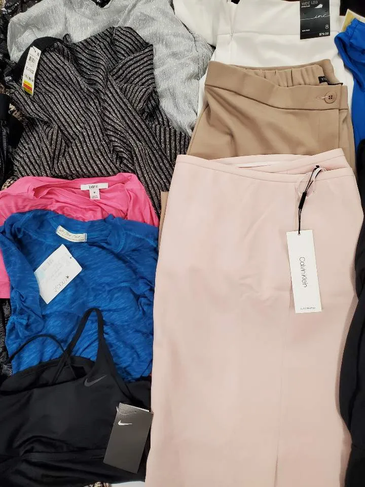 Women's Clothing Wholesale Lot CALVIN KLEIN, Eileen Fisher,  MICHAEL KORS, NIKE, Free People, 32 Dgrees, INC, Alfani and more, 22Units, Shelf Pulls, MSRP $1,526.00