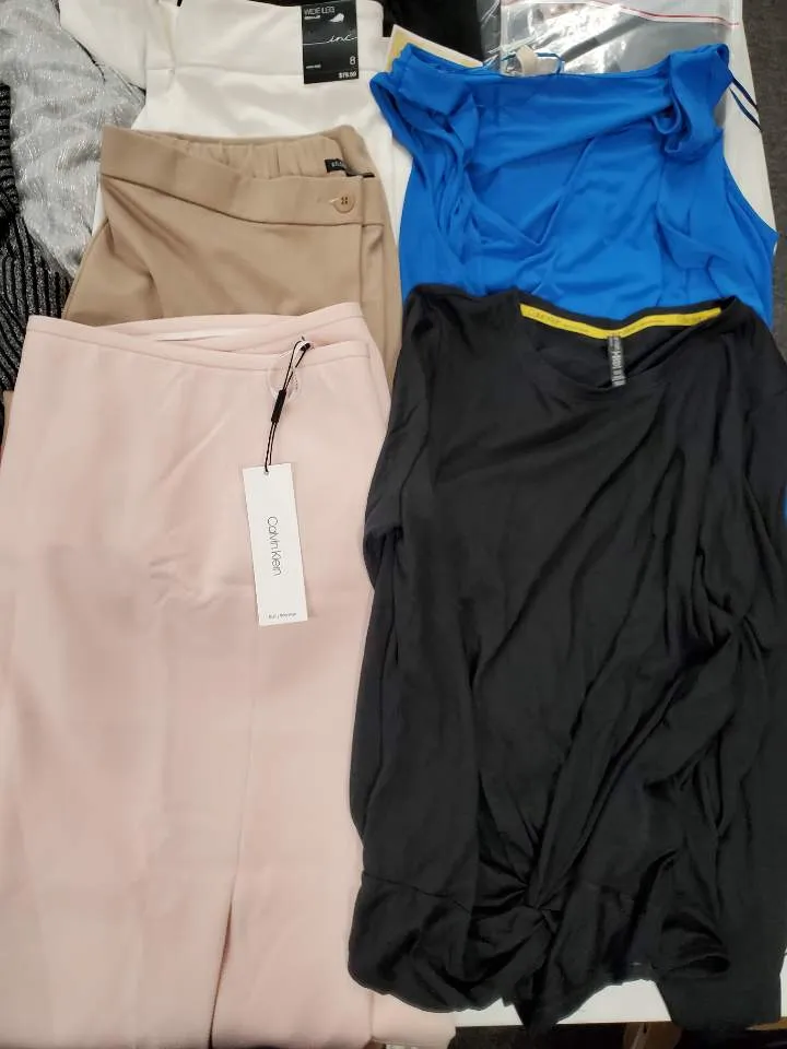 Women's Clothing Wholesale Lot CALVIN KLEIN, Eileen Fisher,  MICHAEL KORS, NIKE, Free People, 32 Dgrees, INC, Alfani and more, 22Units, Shelf Pulls, MSRP $1,526.00